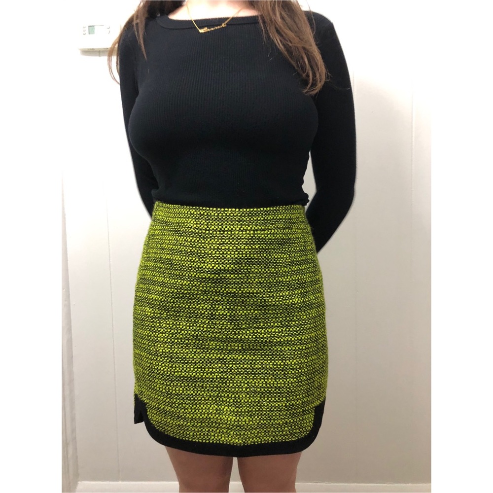 J. Crew Neon Green Tweed Pencil Skirt Sz 2